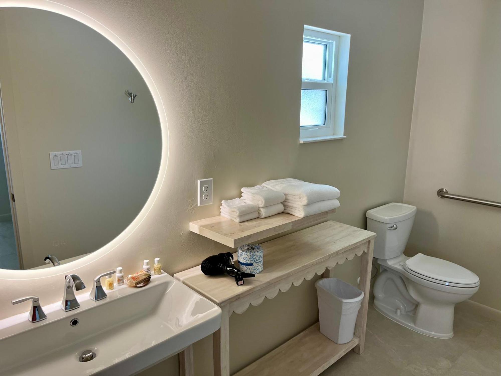 Sunshine Island Inn - Adults Only Sanibel Exterior photo